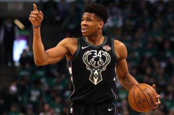 开云app官网-关键时刻再成球队蓝领 两年了，MVP字母哥毫无进步